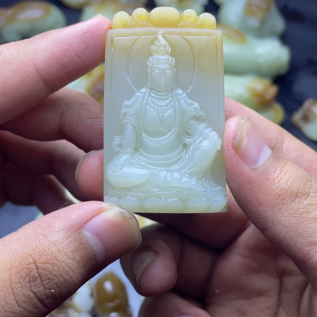 和田玉（糖玉）未镶嵌颈饰