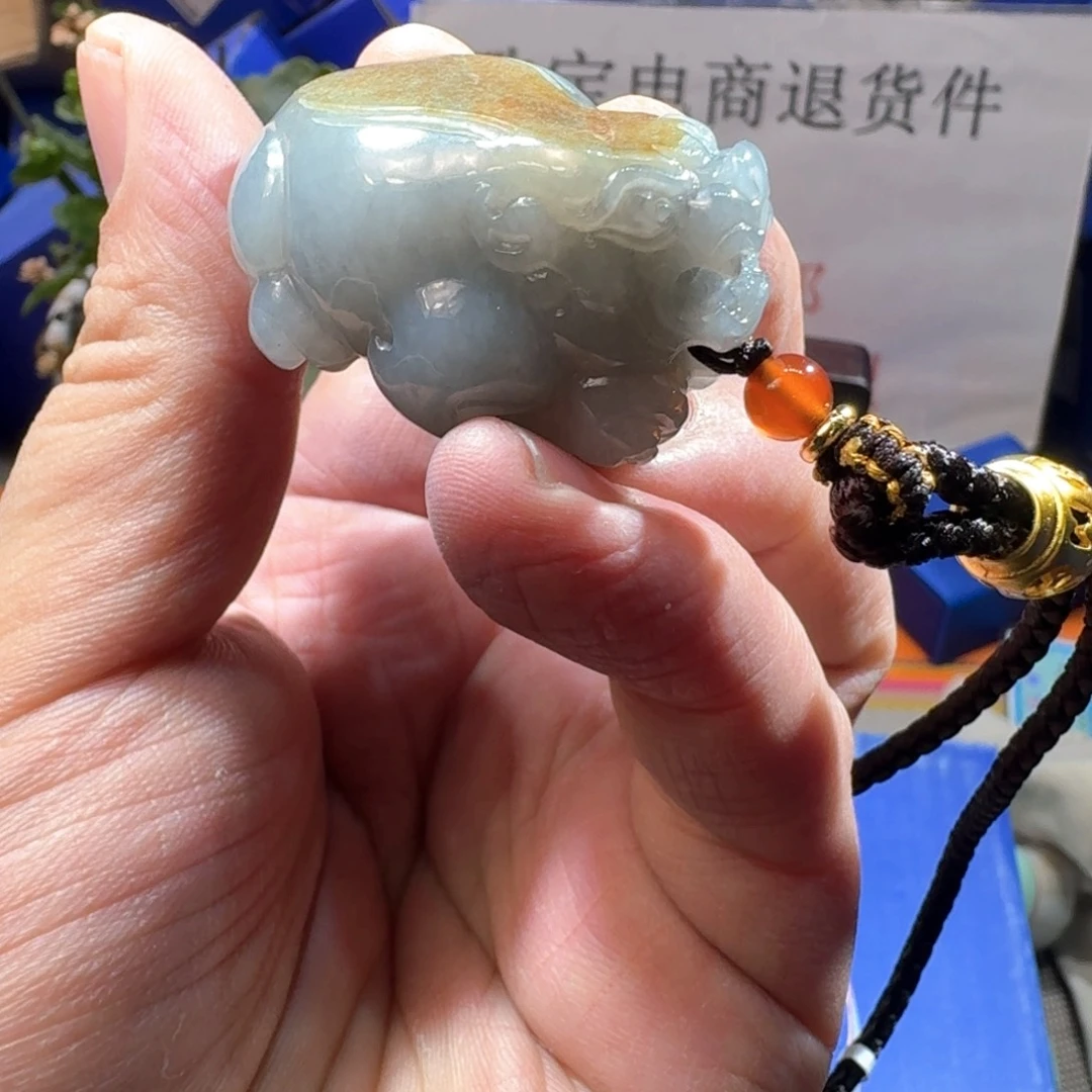 和田玉（糖玉）未镶嵌颈饰