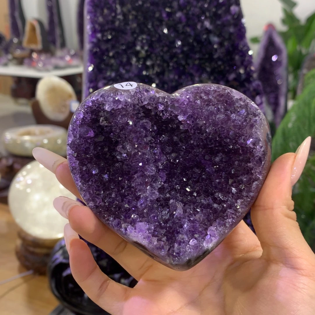 未镶嵌水晶大型摆件（非配饰）