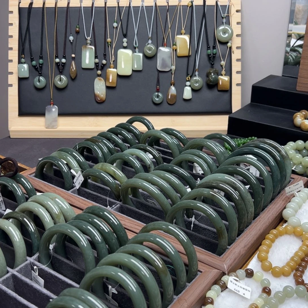 手链未镶嵌和田玉看镯子和吊坠公屏打字