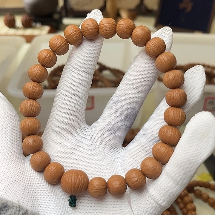 莫***淚吊坠猴头核桃聚宝盆12