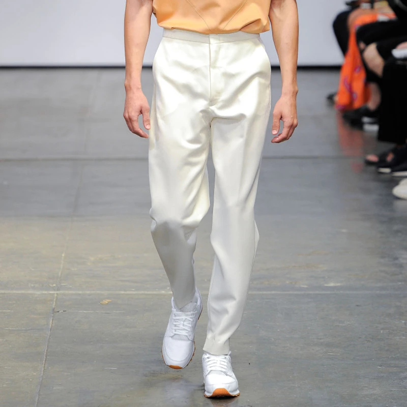 男士夏季简约舒适通勤微哈伦裤高端进口锦棉小直筒小脚休闲裤男潮