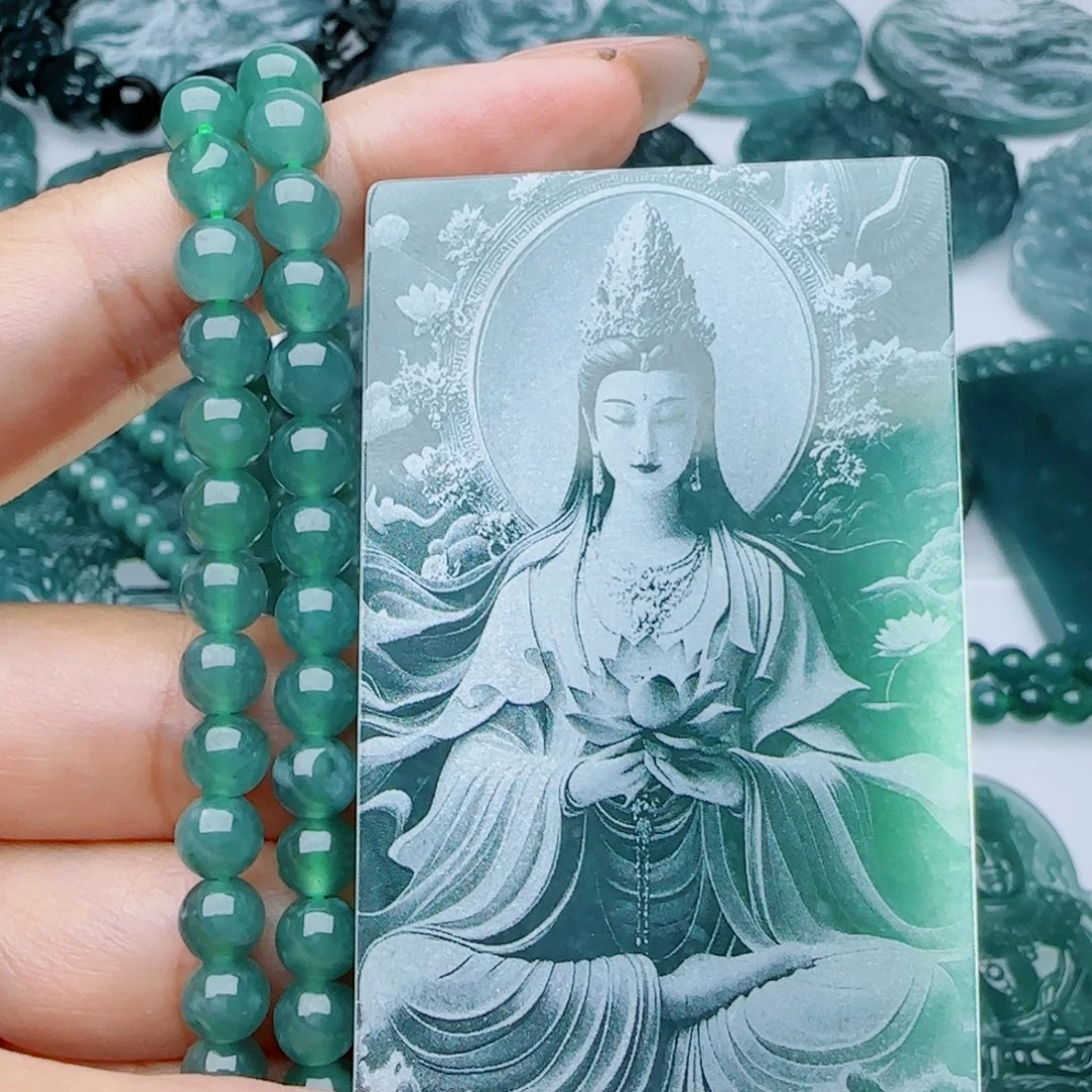 翡翠未镶嵌颈饰多样性发货天然的A货翡翠