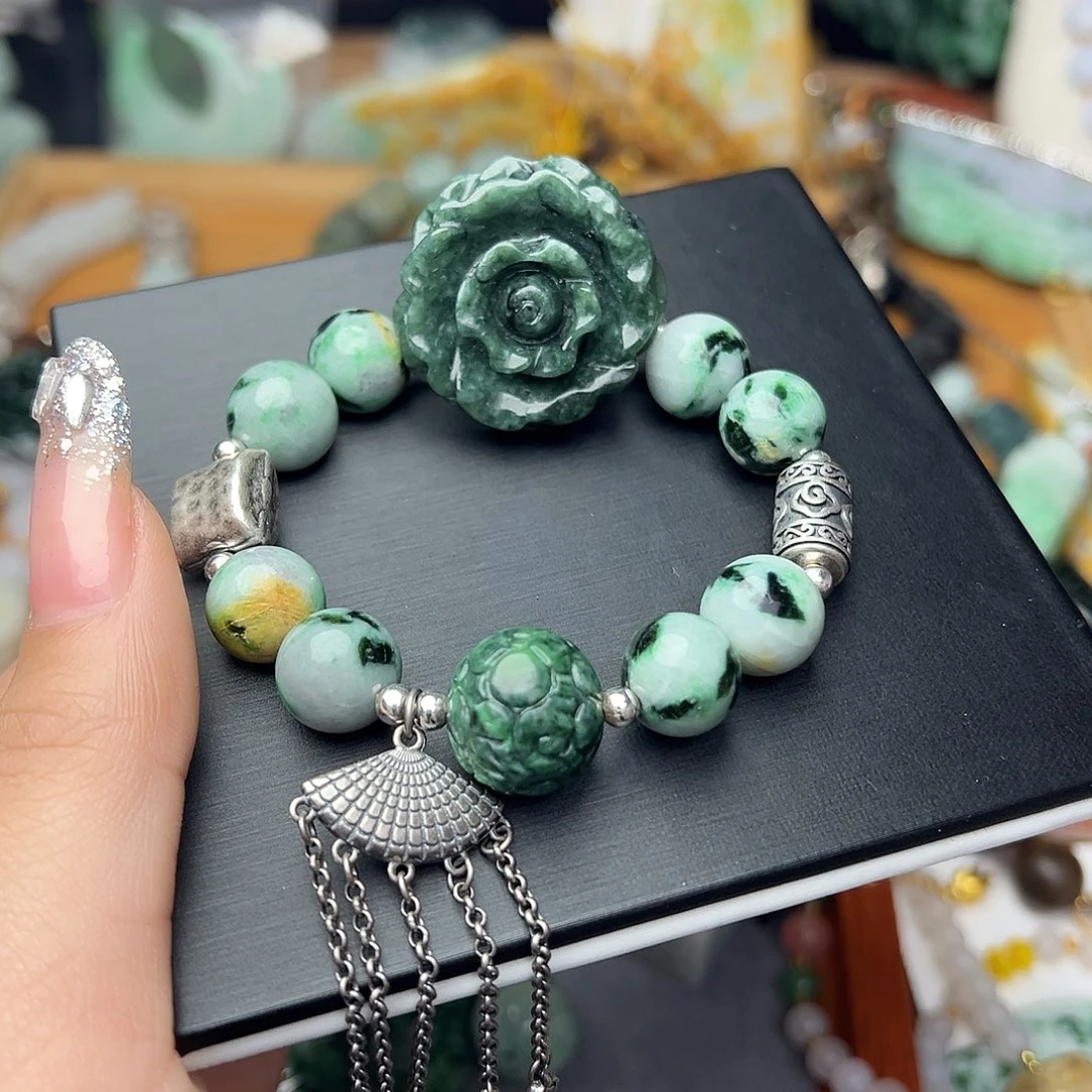 翡翠吊坠(赠链)未镶嵌祥*阁吊坠