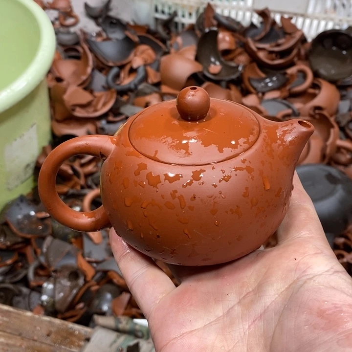 紫砂茶壶我也不知道我