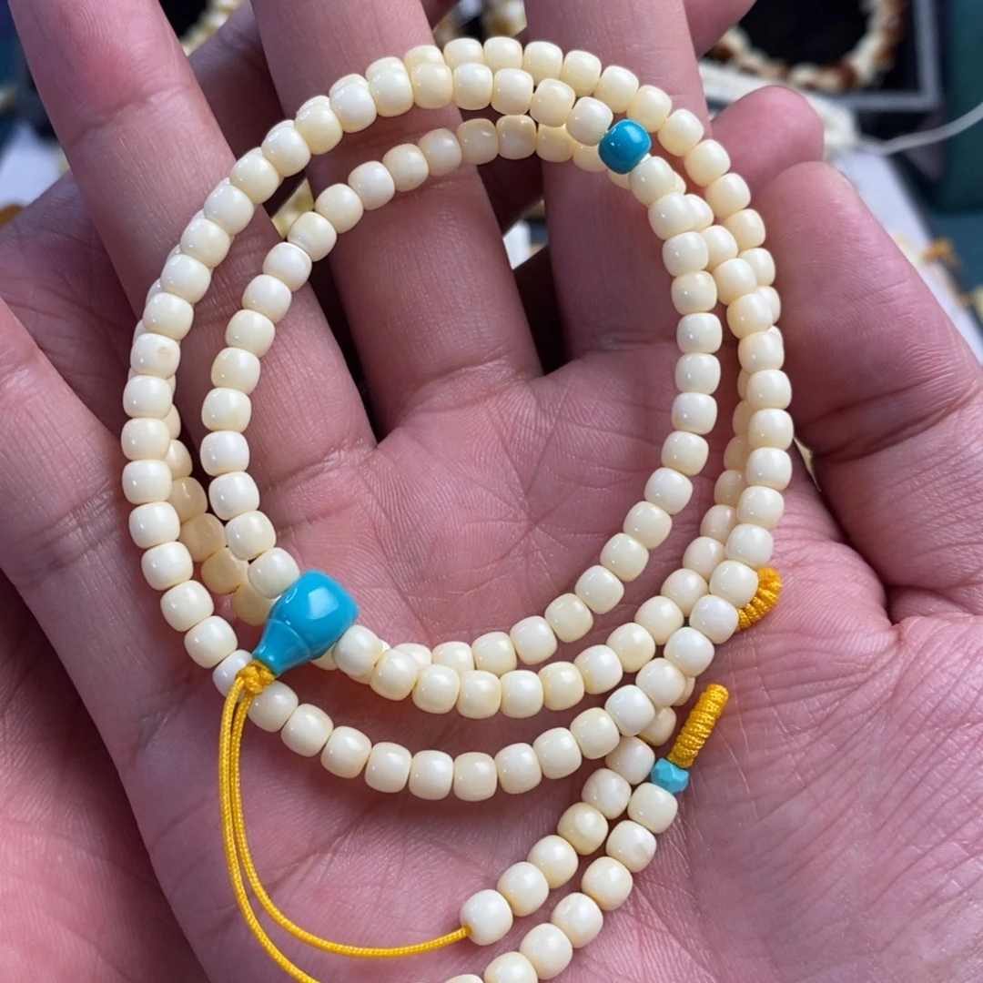 蜜蜡未镶嵌裸石5mm
