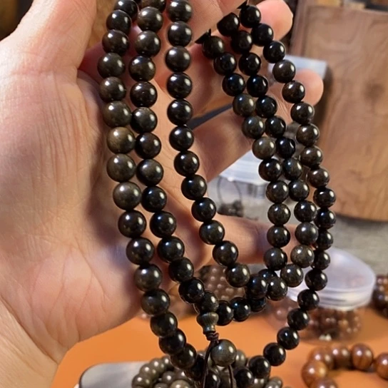 老山檀香老山檀香0.8/108阴沉