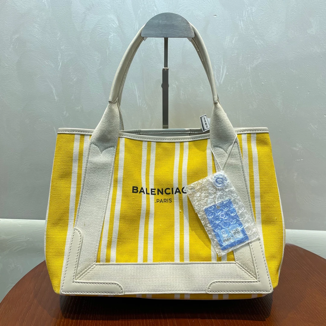 95新 Balenciaga/巴黎世家 小野专属/95新/单肩包/DC4712