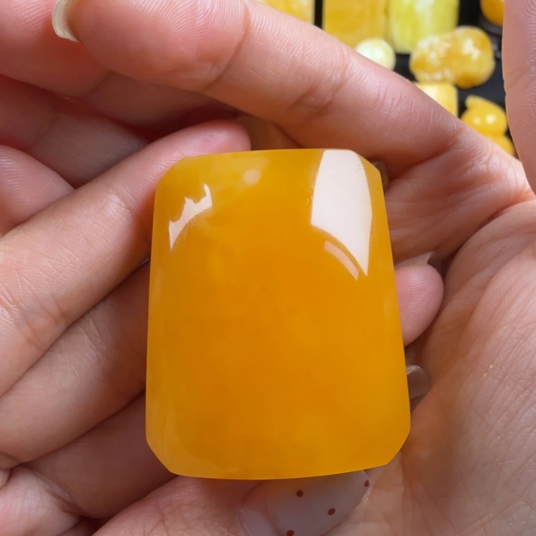 琥珀未镶嵌颈饰纯天然琥珀蜜蜡无优化