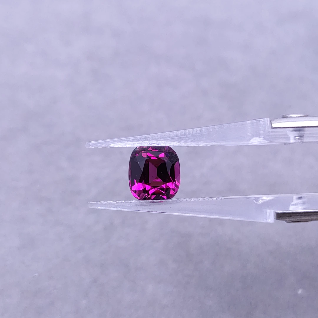 石榴石-2.5ct（01035607）0513