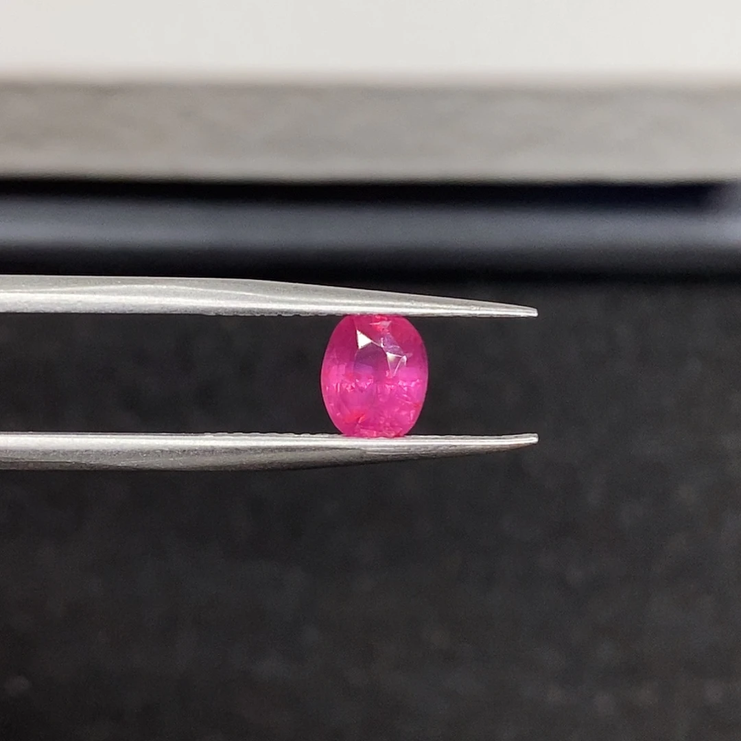 蓝宝石裸石未镶嵌1.06克拉天然仙女粉粉蓝宝