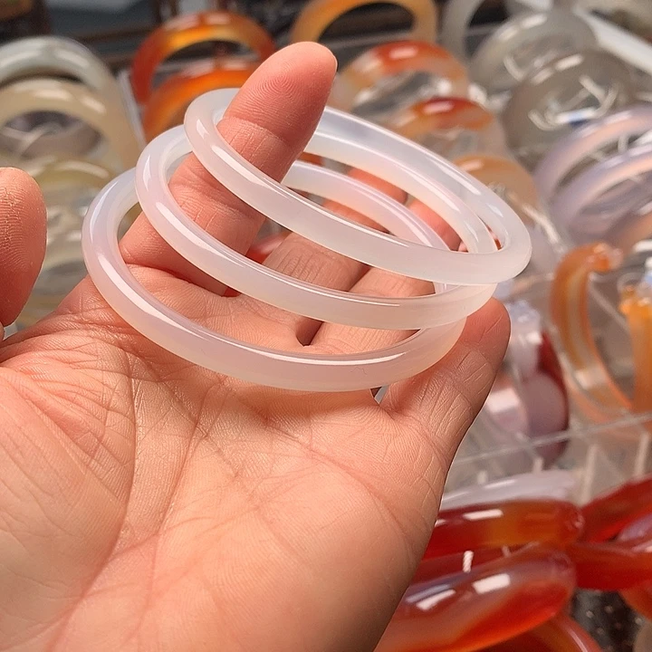 玛瑙/玉髓未镶嵌手镯