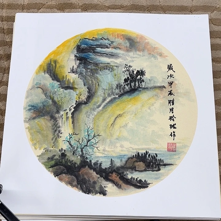 国画花鸟等多种形式进行展示50.50