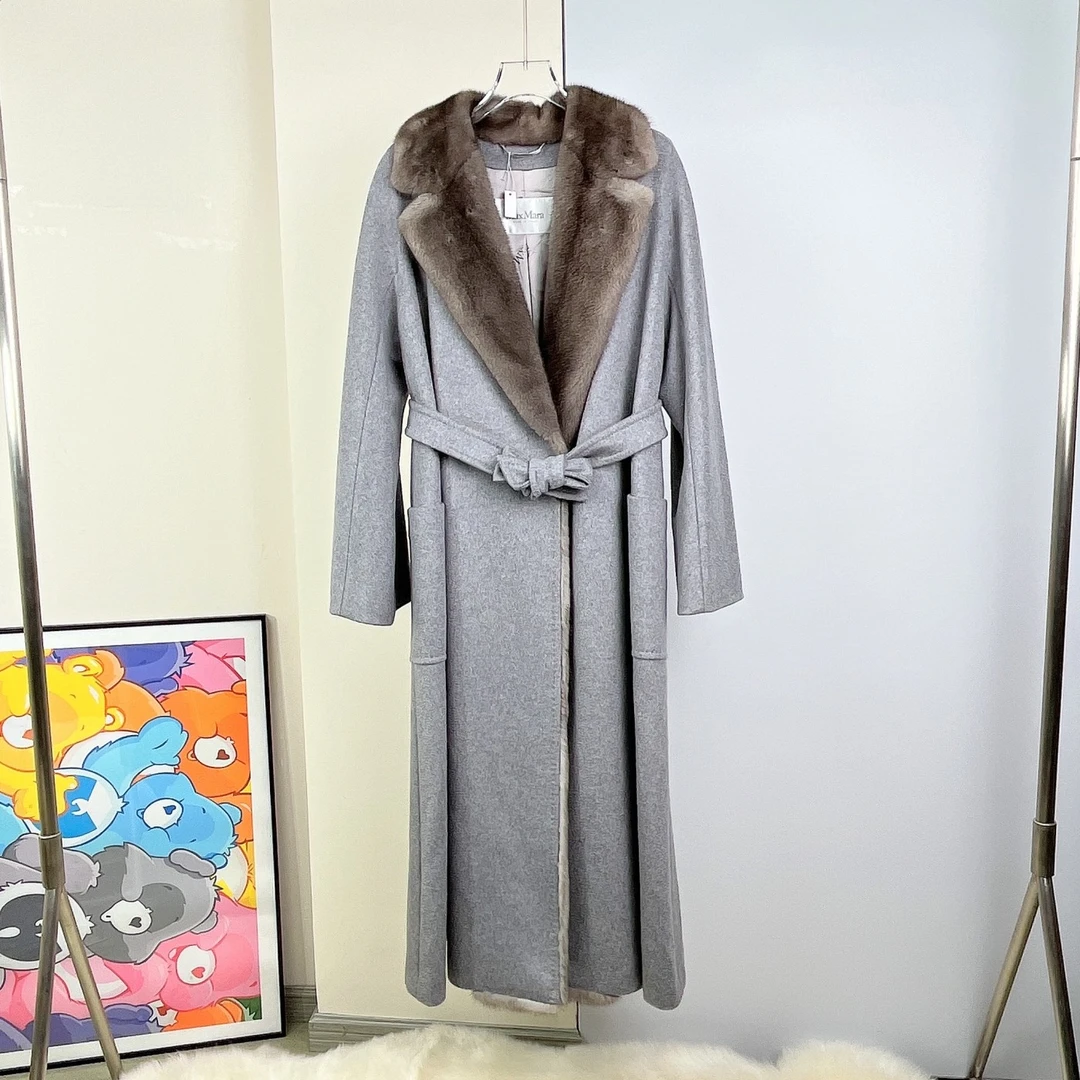 99新 MaxMara 拼貂大衣/40码/Xsp32825