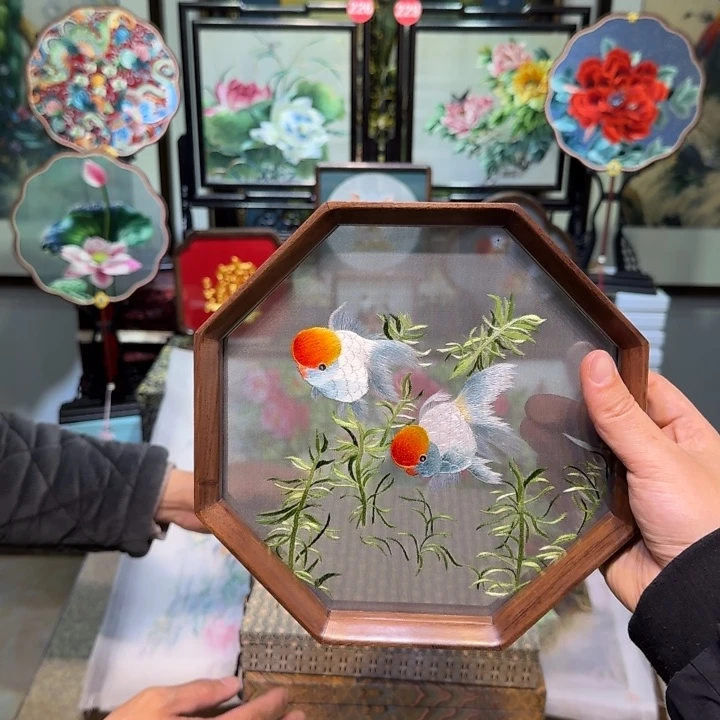 刺绣刺绣工艺精湛
