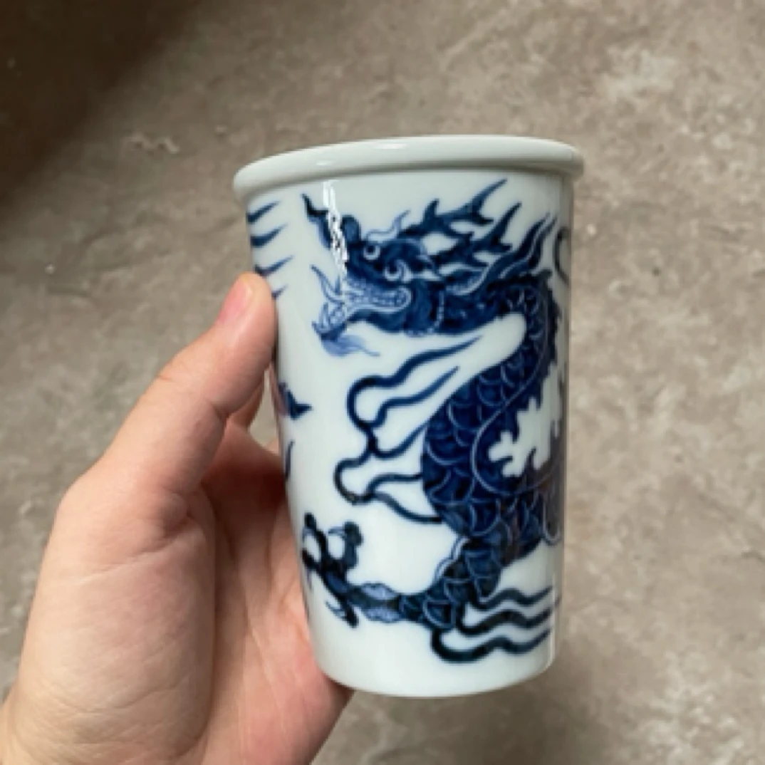 阅贤斋柴窑仿元龙大可乐杯微瑕