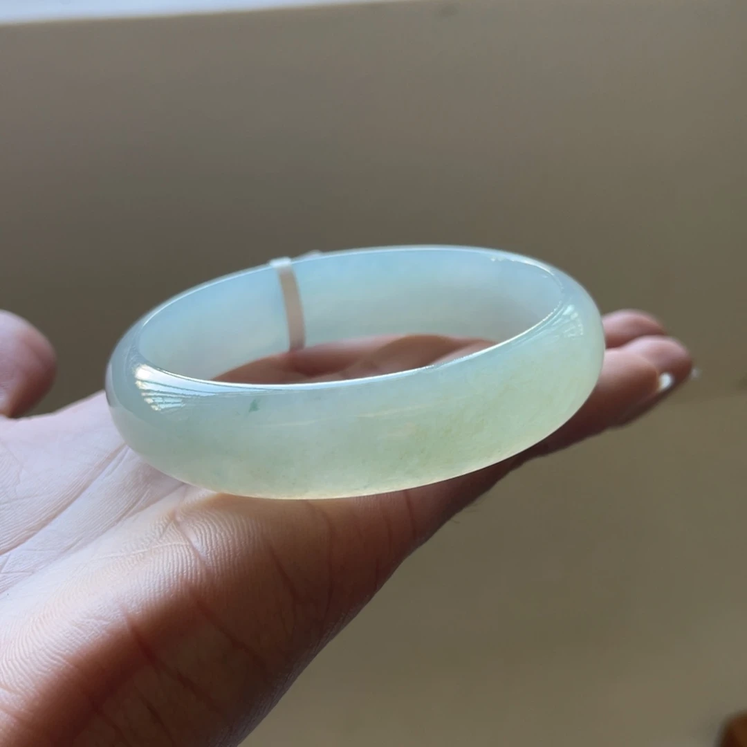 翡翠未镶嵌手镯58.2圈三天鉴赏期