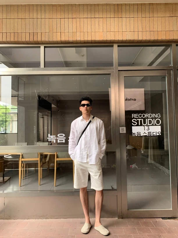 富贵夏季 棉混纺纯色 Bc风 松弛老钱轻奢风 微弹性宽松短裤