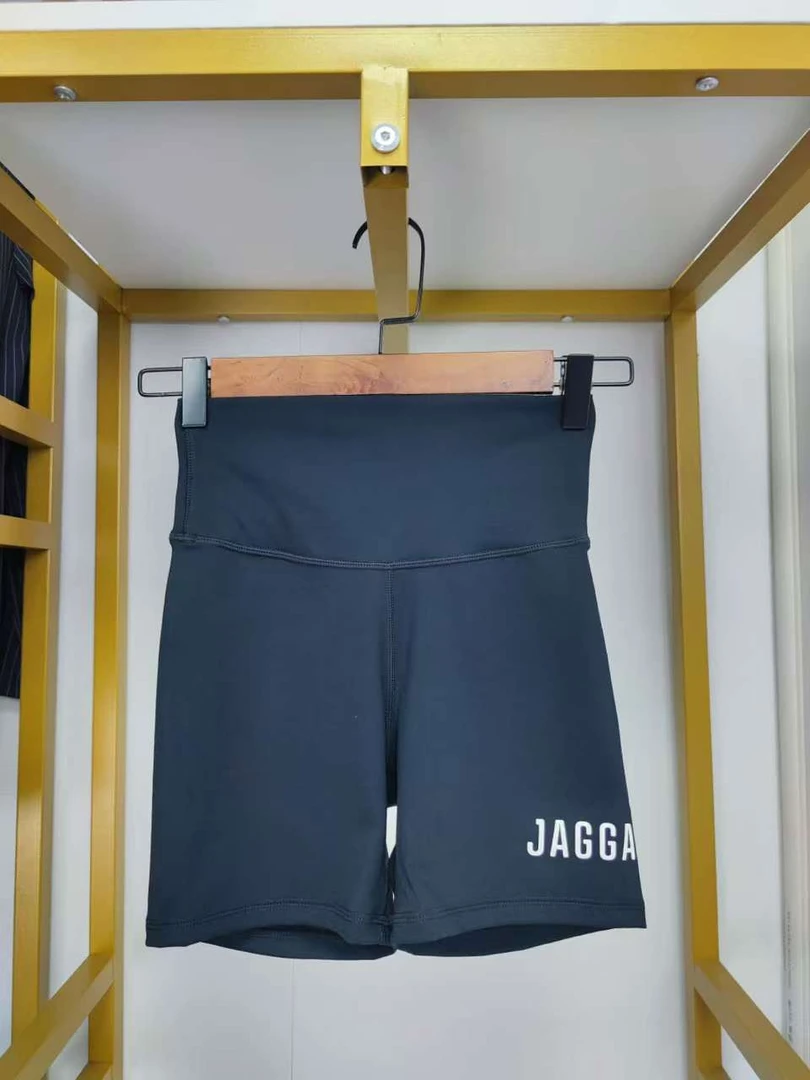 简美健 外贸黑色三分强压塑形健身短裤