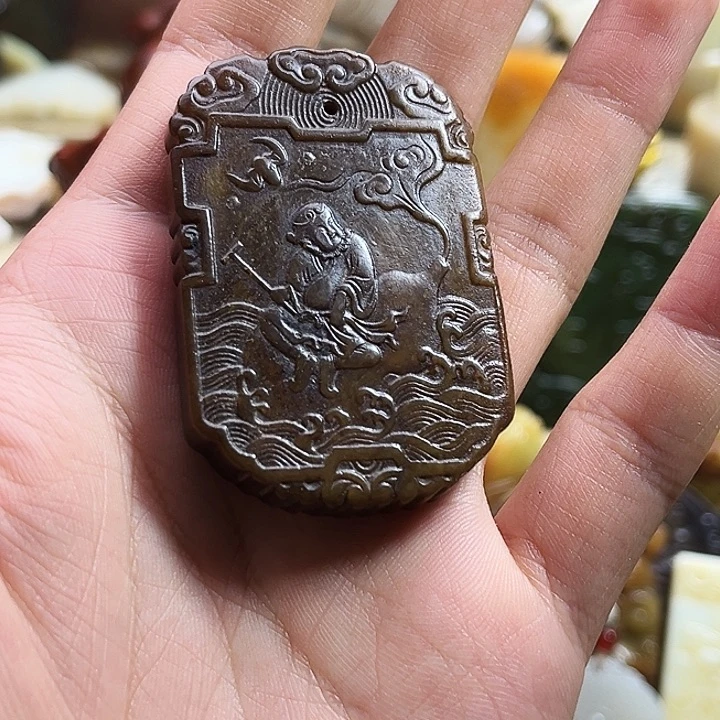 和田玉未镶嵌挂件