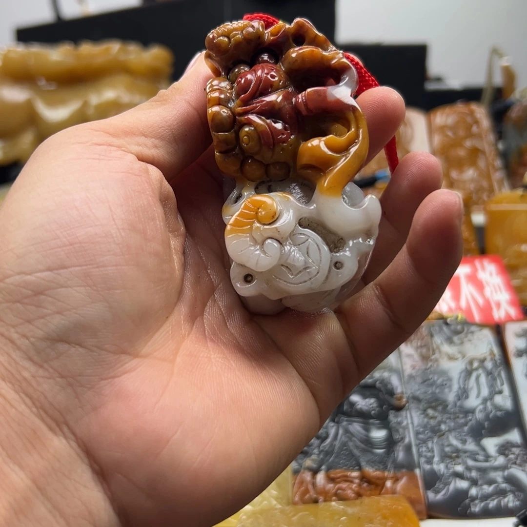 石英质玉（黄龙玉）未镶嵌多选发其一