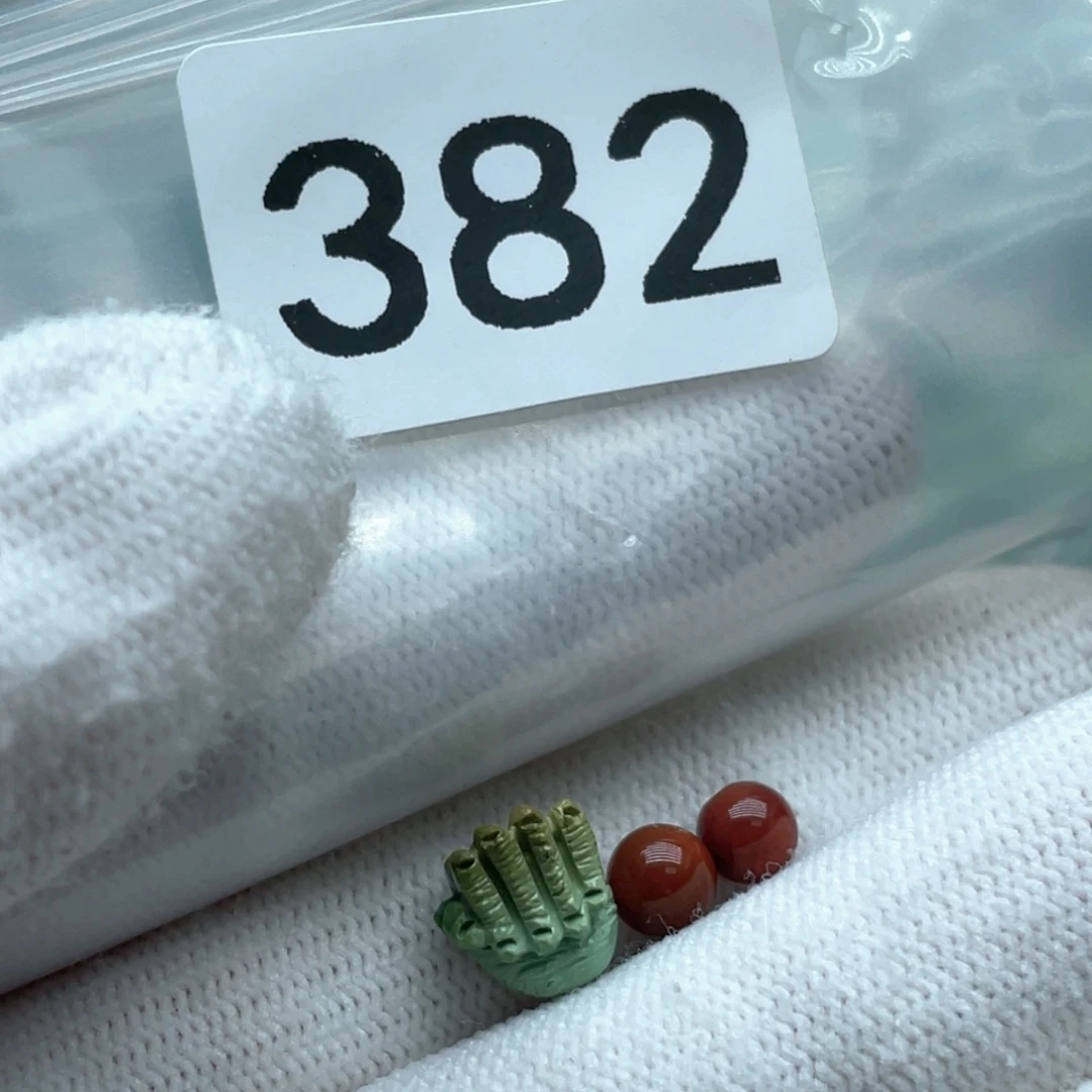 未镶嵌南红玛瑙珠宝奇石