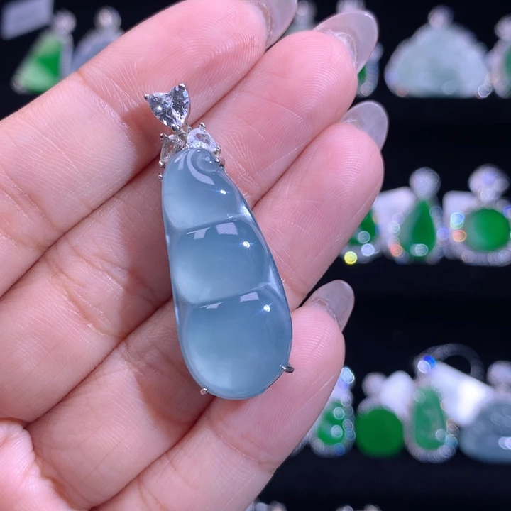 【闪购商品】颈饰银S925镶嵌翡翠