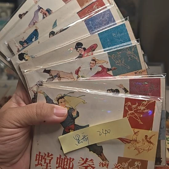 黑哥的高级文创礼盒共计9件