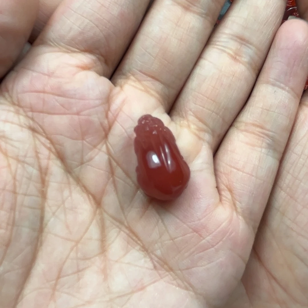 定制南红玛瑙抛光