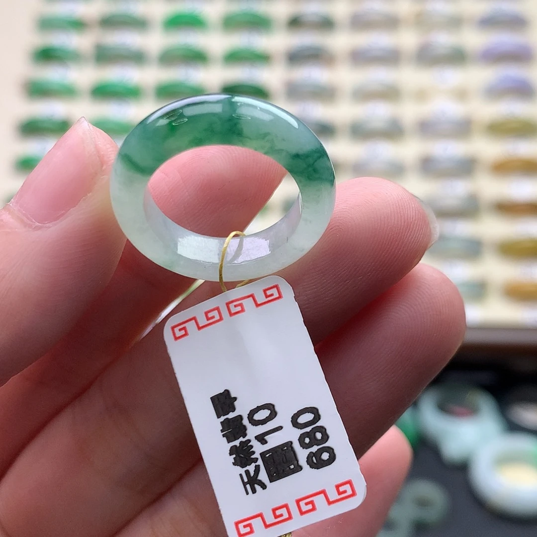 翡翠未镶嵌戒指港10