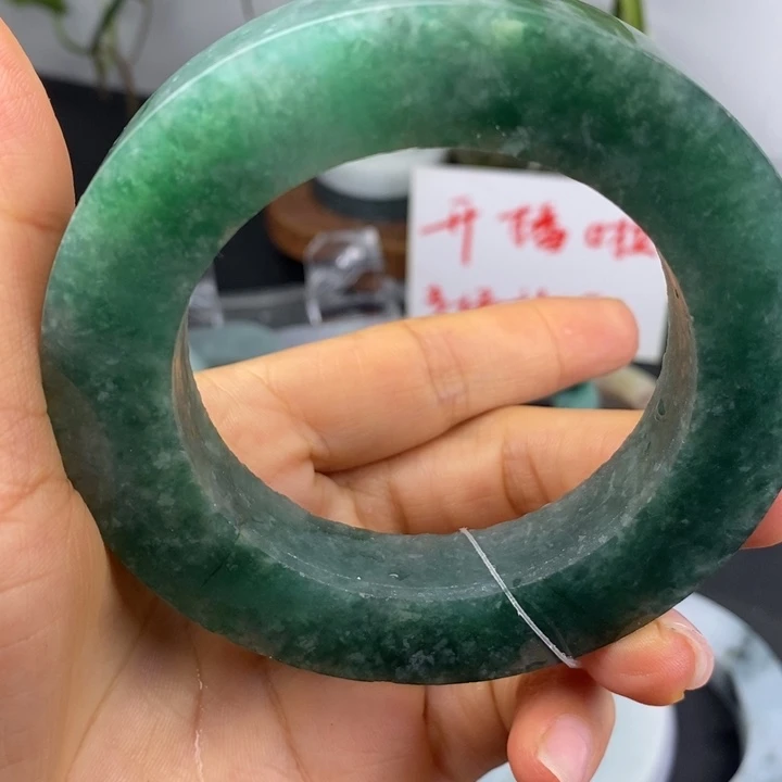 零***草定制翡翠翡翠手镯未镶嵌