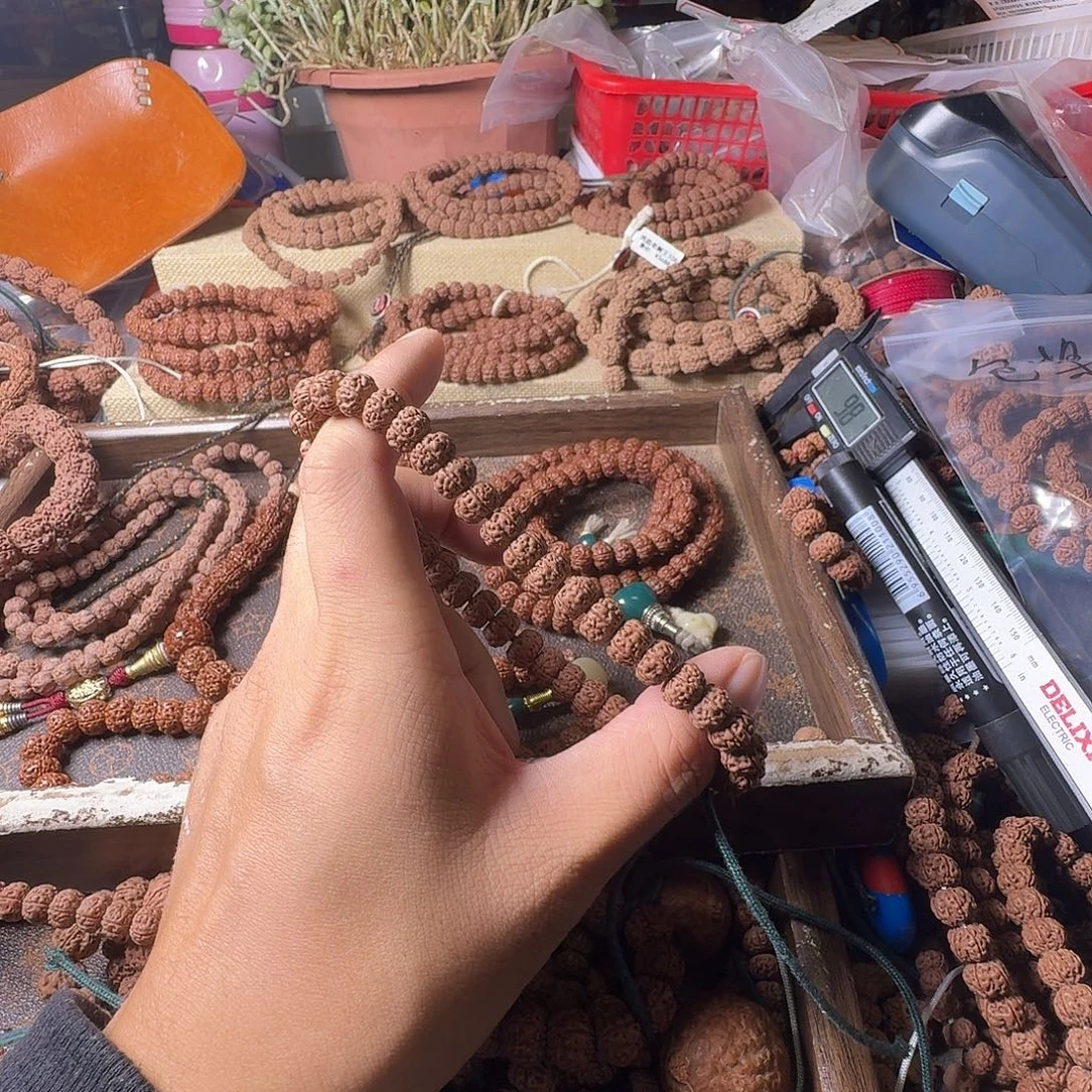 金刚菩提吊坠精品龙切老树王手串