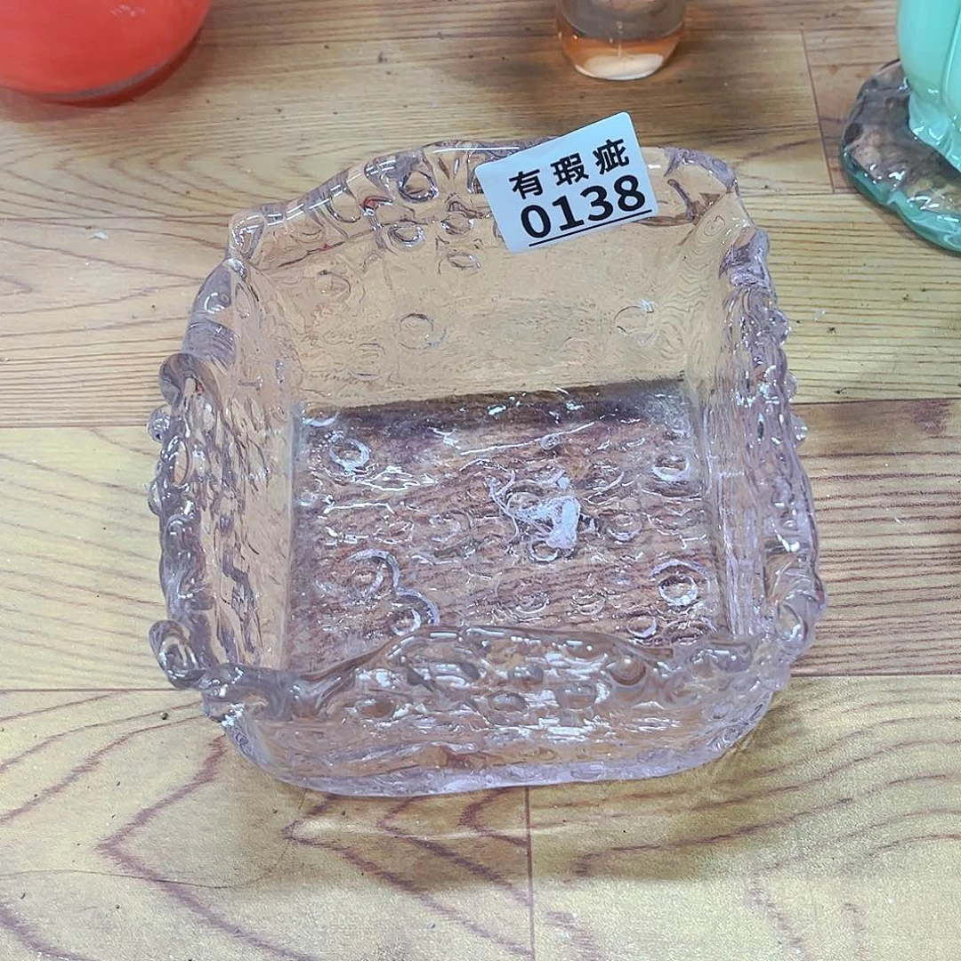 0138 家悦美居琉璃花瓶瑕疵