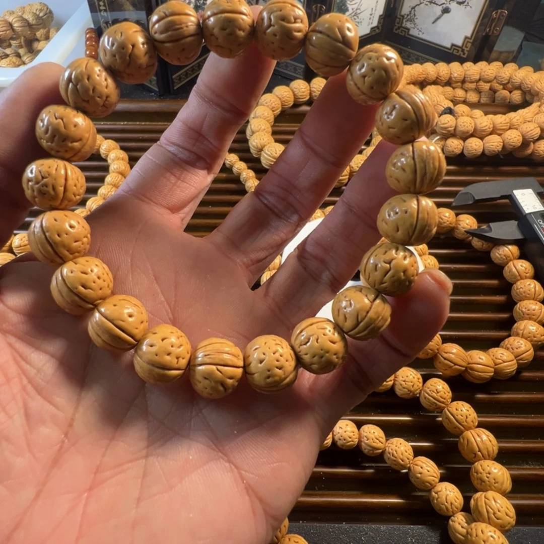 柒***玖龙脊菩提手串野生