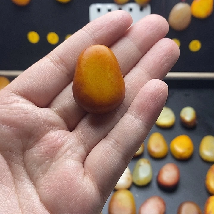 水***恋和田玉（糖玉）未镶嵌珠宝半成品