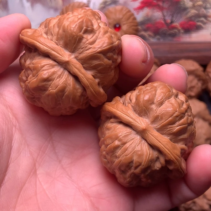 文玩核桃吊坠蛤蟆头