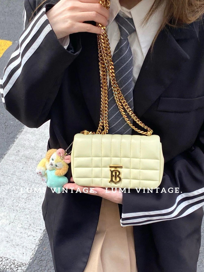 95新 BURBERRY/博柏利 小鸡黄羊皮mini lola单肩包86784866
