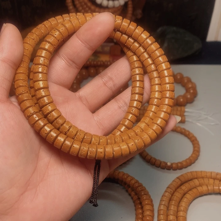 桃核吊坠眼***棠桃核脖挂