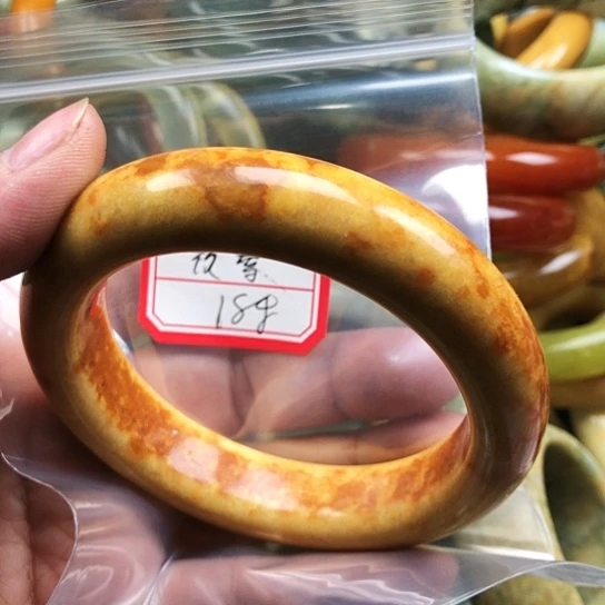 蛇纹石玉手镯未镶嵌夜*