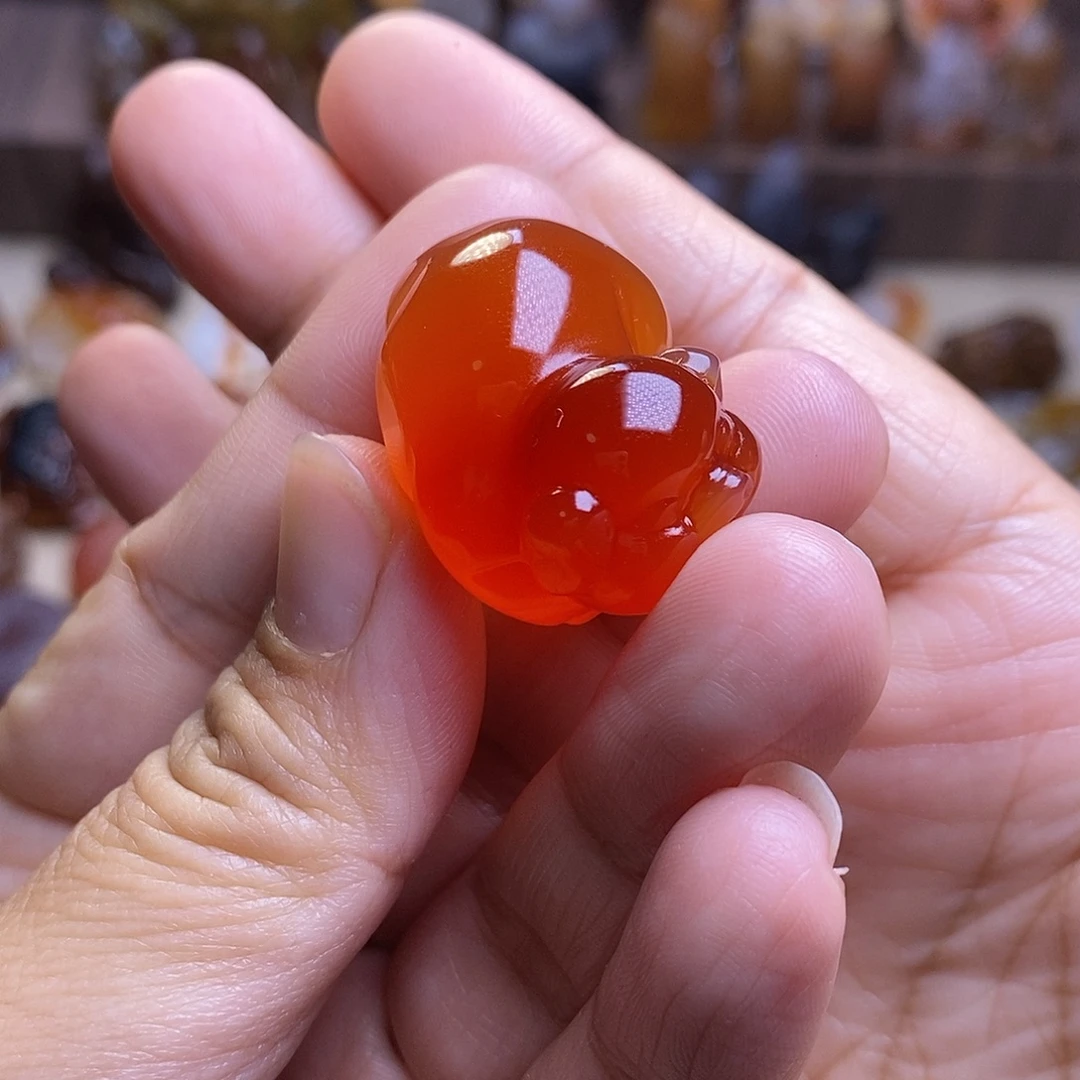 爱***忆玛瑙/玉髓未镶嵌颈饰