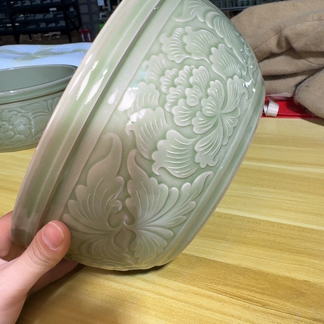 手工刻花牡丹面盆