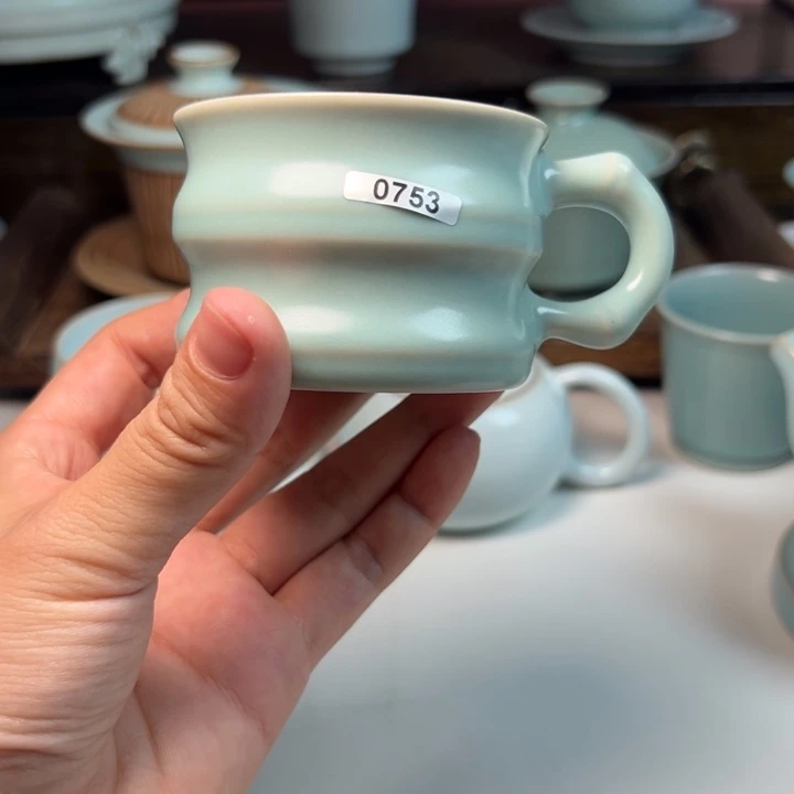 瓷片哈哈哈哈哈哈哈哈