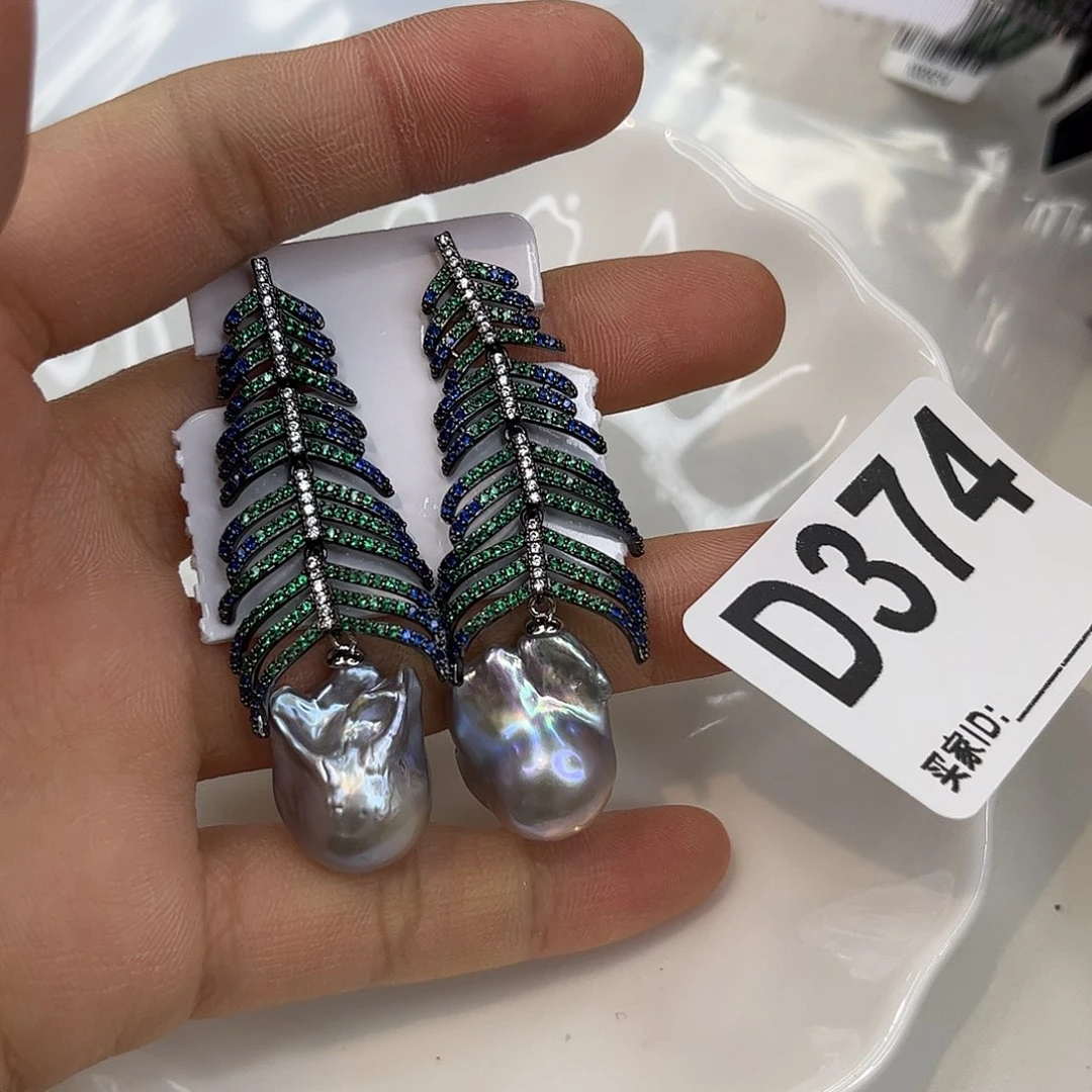 淡水珍珠合金耳饰