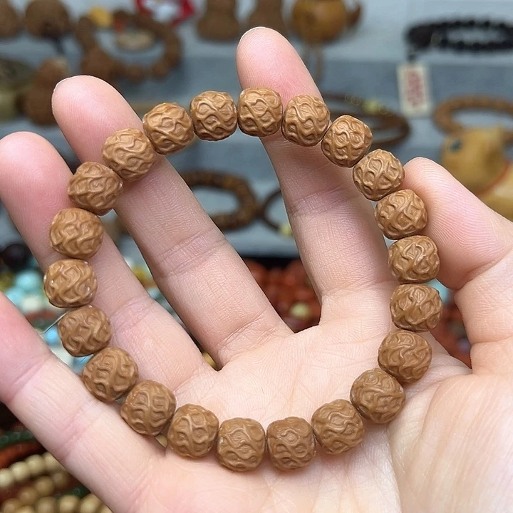 猴头核桃吊坠11.7m m龙须单圈