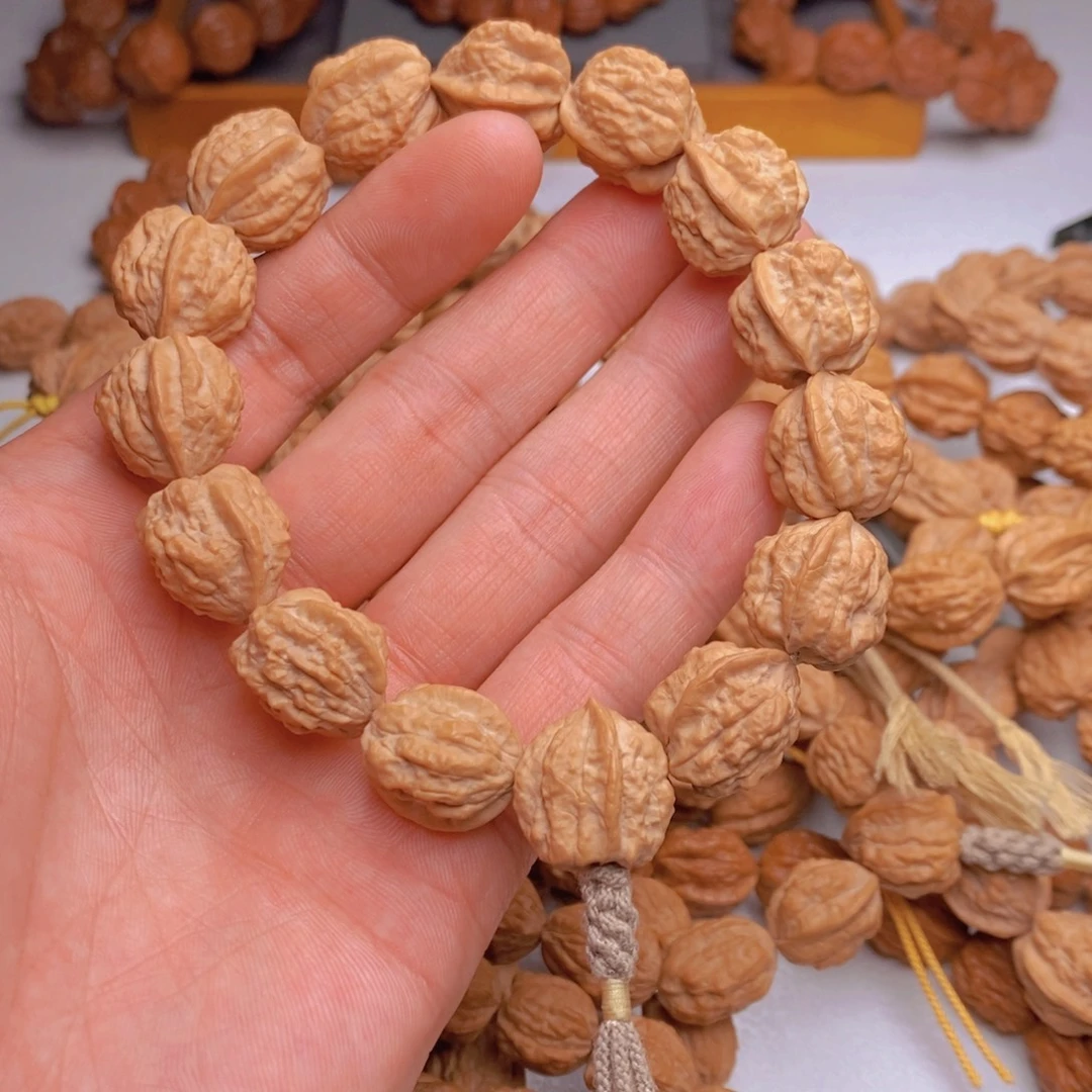 @***班桃核手串蛤蟆头尺寸17三通款