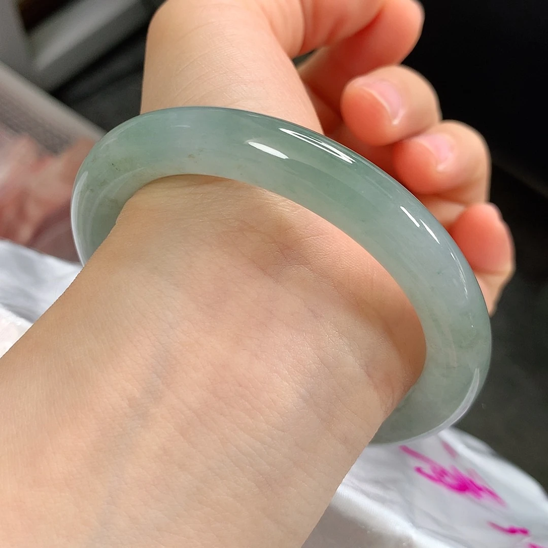 翡翠手镯未镶嵌 圆条①⑥⑤清仓