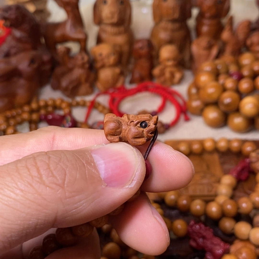 木桃木貔貅……………..