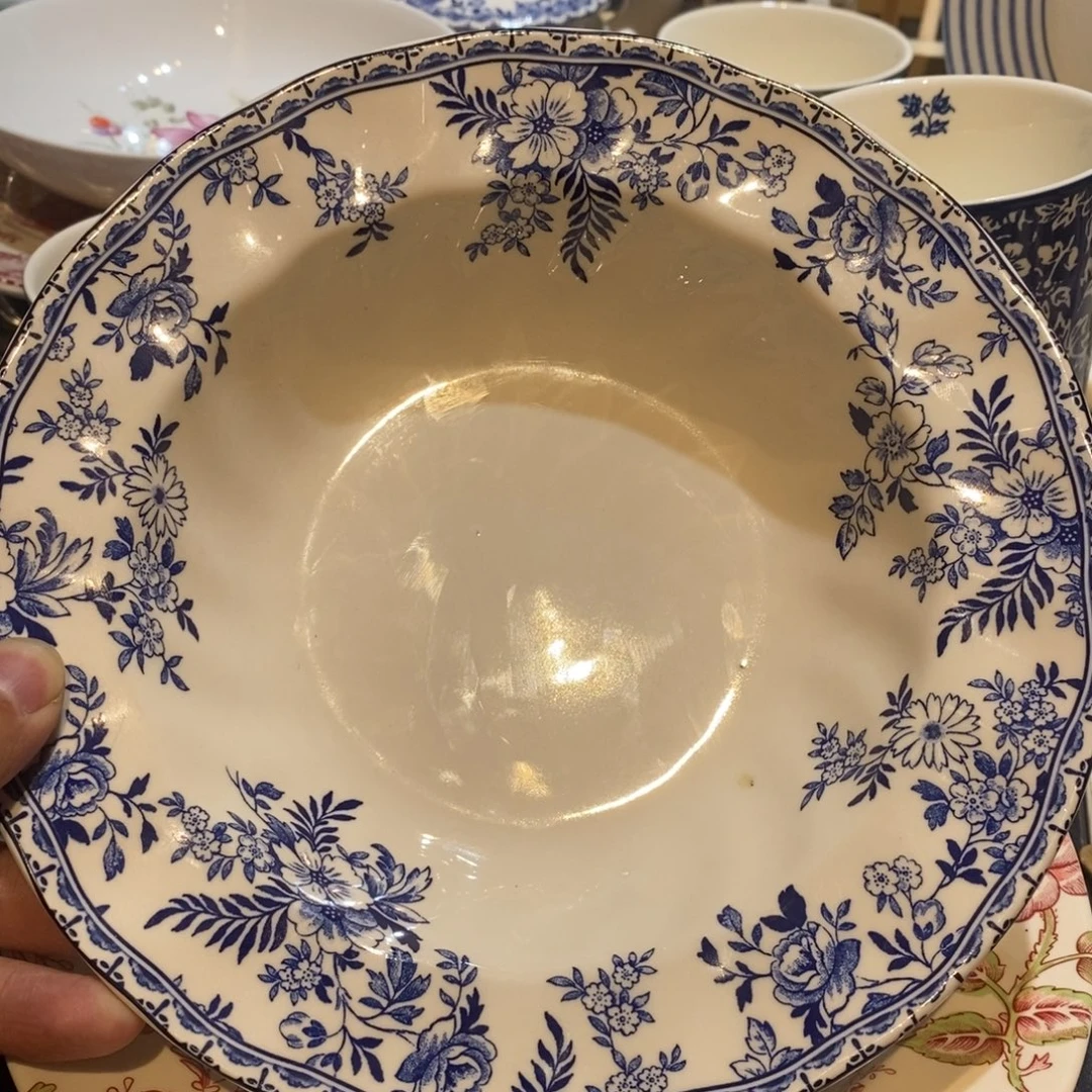 瓷微瑕八寸草帽盘青花