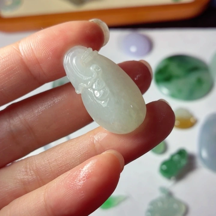 定制翡翠未镶嵌福利