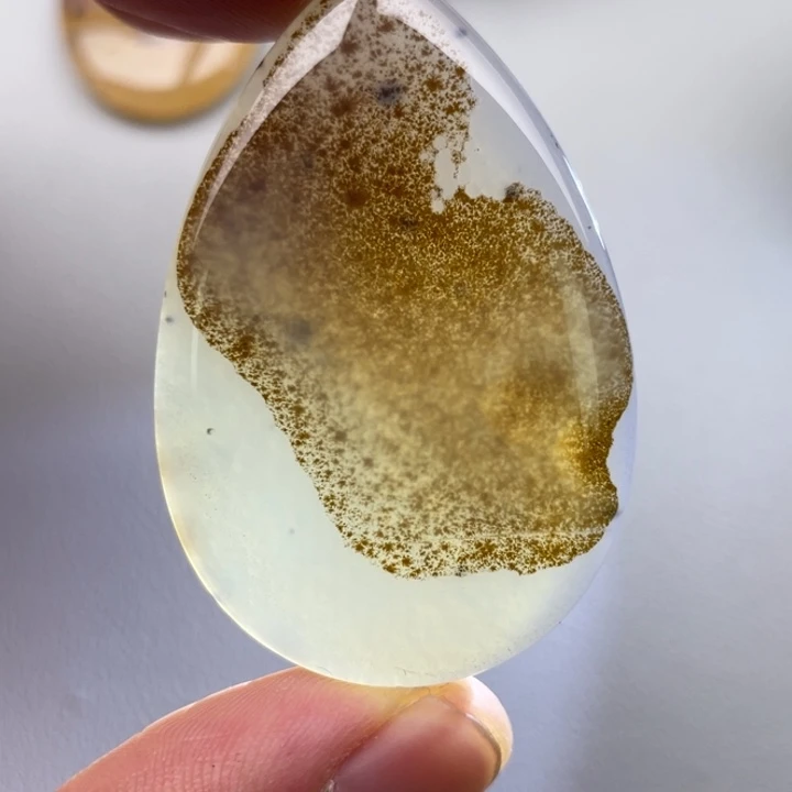 玛瑙/玉髓颈饰未镶嵌1****9
